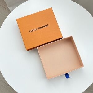 Louis Vuitton Orange Gift Box for men’s wallet
